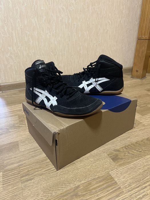 Борцівки asics matflex 7 42.5(27)
