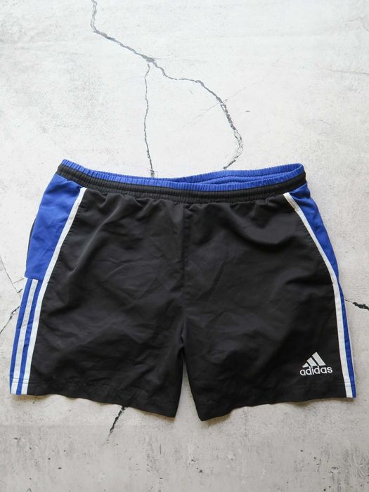 Adidas krótkie spodenki L