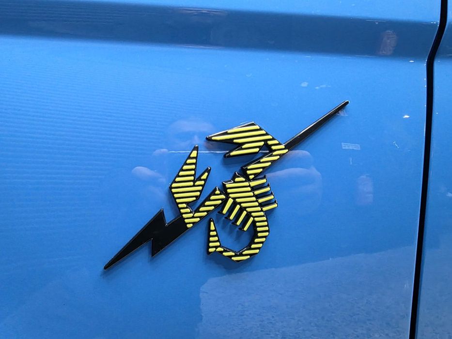 Abarth 500e Scorpionissima