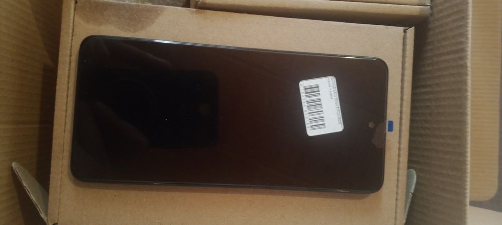 Дисплей infinix smart 8 plus x65 26 чорний плюс рамка