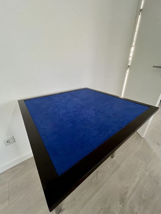 Mesa de jogo moderna