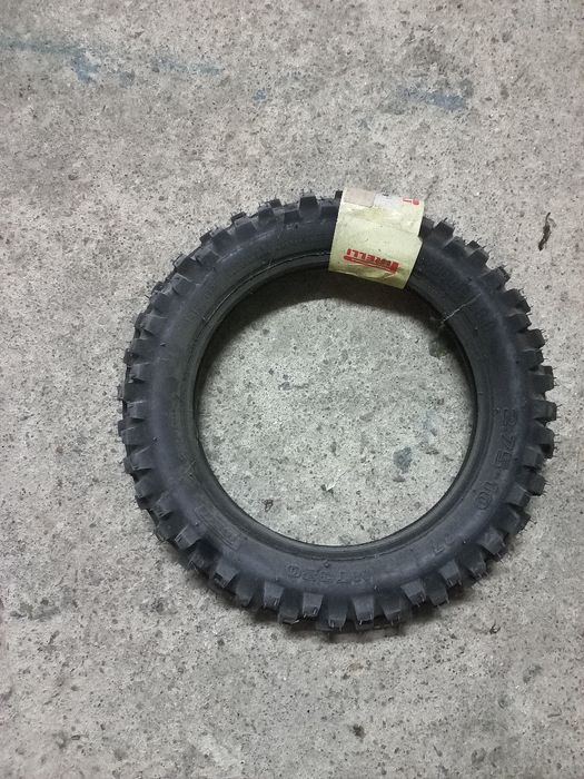 Vendo pneu de motocross