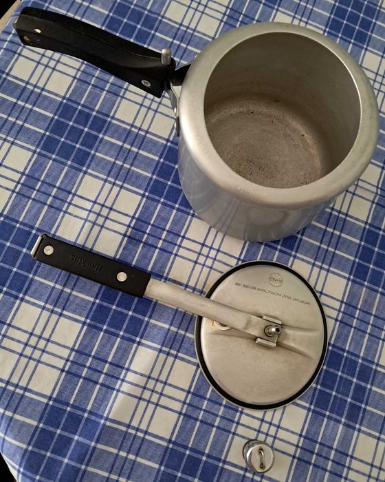 Pequena panela de pressão da Hawkins