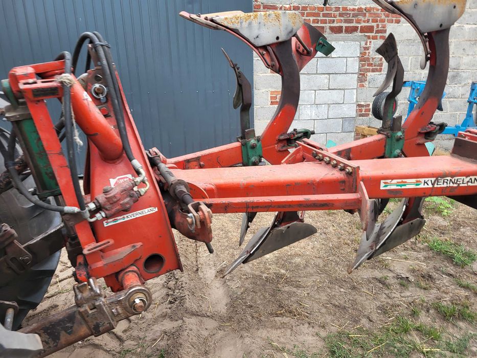 PŁUG obrotowy Kverneland 4 skibowy 3+1 Lemken obrotowy