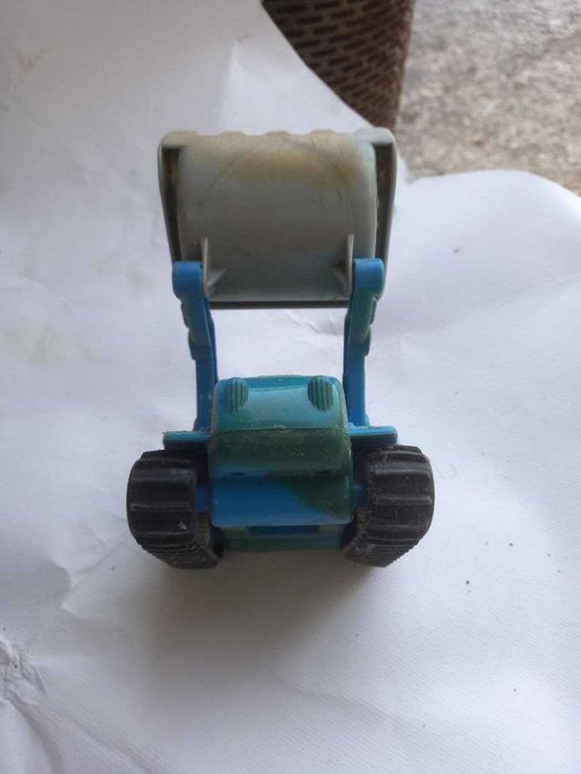 Brinquedo articulado bulldozer