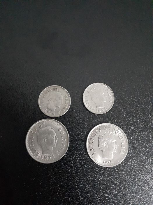 Moedas de Colombia 1972 e 1971