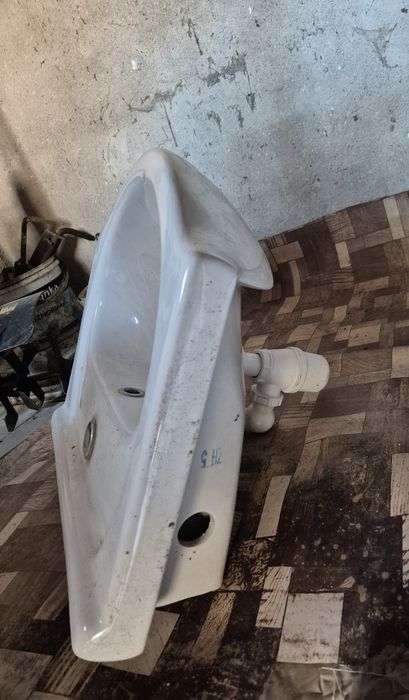 Umywalka Używana w dobrym stanie 50cm 42cm odbiór osobisty