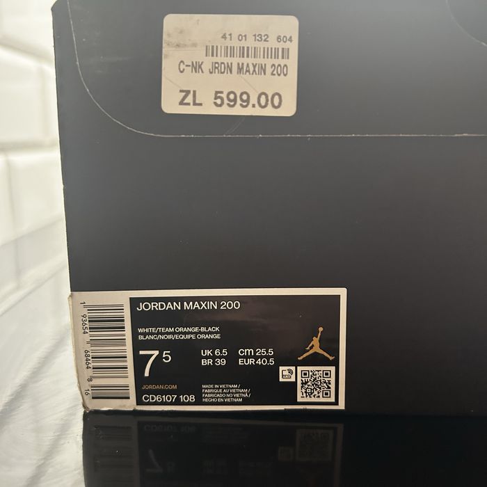 Buty Nike Jordan Maxin 200 rozmiar 40,5 7.5
