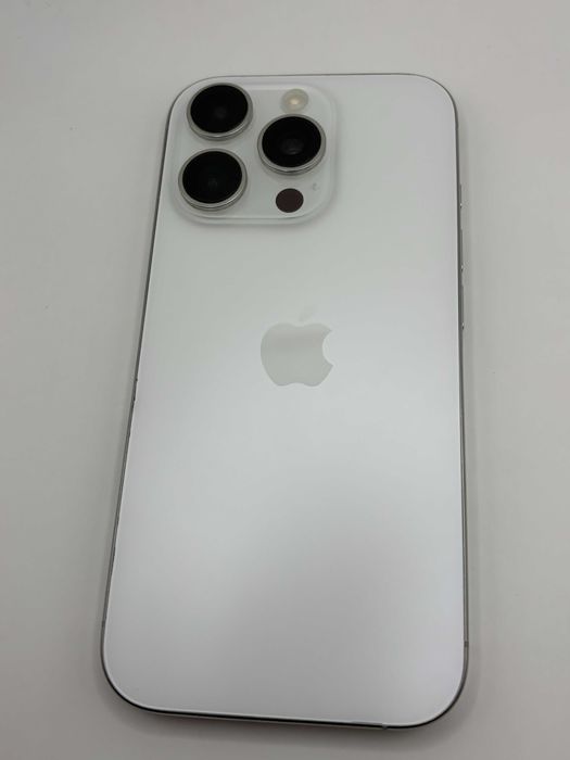 iPhone 16 Pro | stan idealny | bateria 90% | pełny zestaw