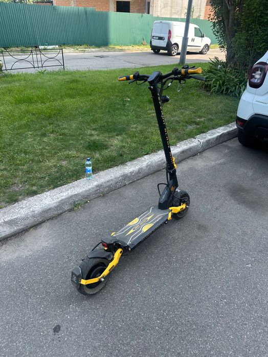 Електро самокат Teverun