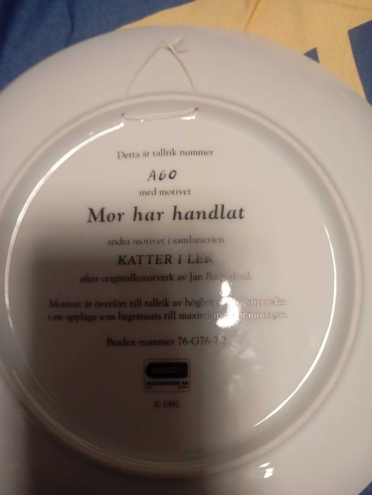 Talerze porcelana koty kolekcjonerskie 5 szt.