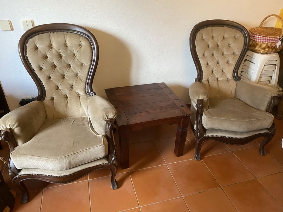 Urgente! Par de cadeiroes vintage