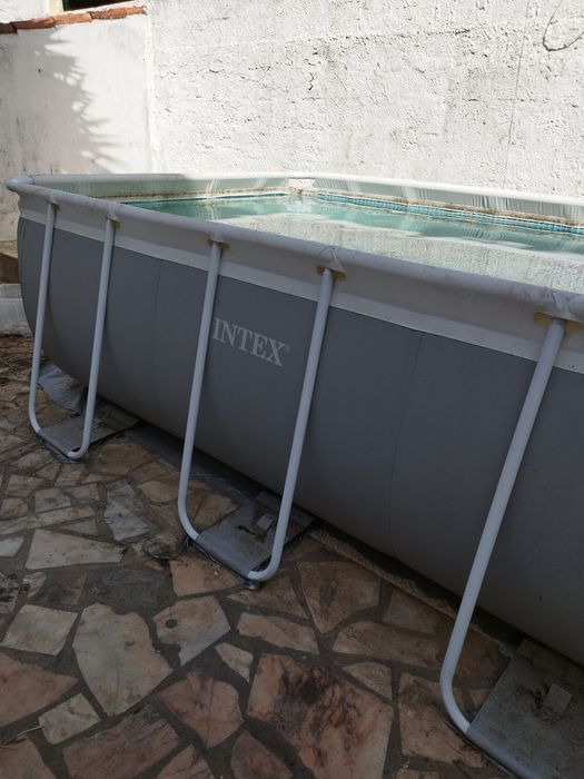 Piscina INTEX 2 x 4 m
