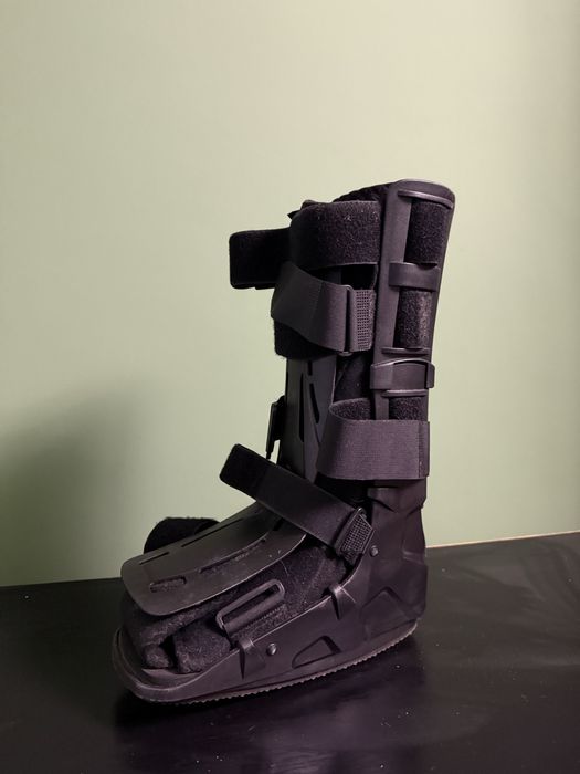 Ортопедичний чобіт Ортез