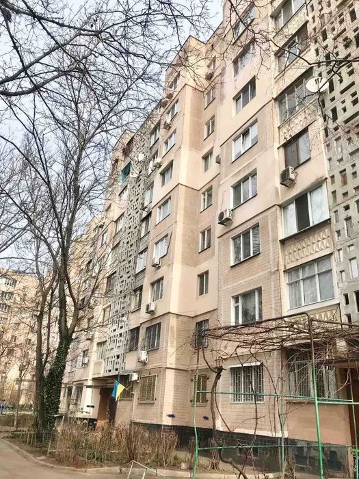 Эта двушка-чешка стоит так приятно, что вы захотите купить её сразу! 5 минут пешком до центра!
