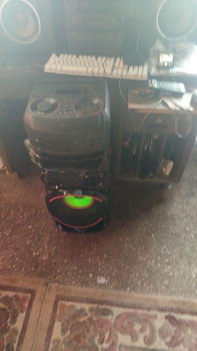 Vendo ou troco LG xboom RNC7