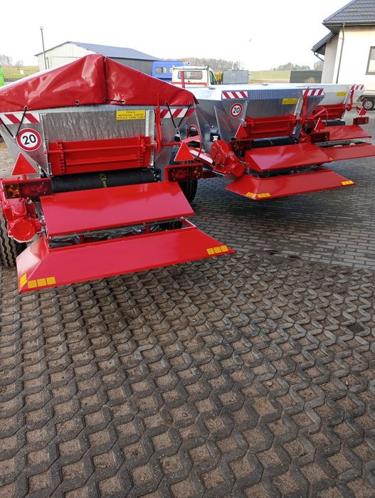 Rozsiewacz RCW-3 ocynk piaskarki solarka komunalna posypywarka LEASING