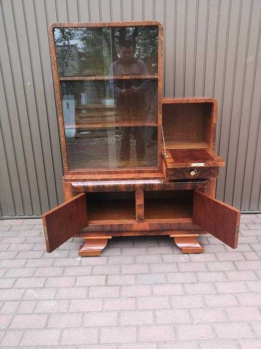 Witryna Barek ART-DECO Unikat Orzech Stara Antyk W Bardzo Dobrym Stanie .