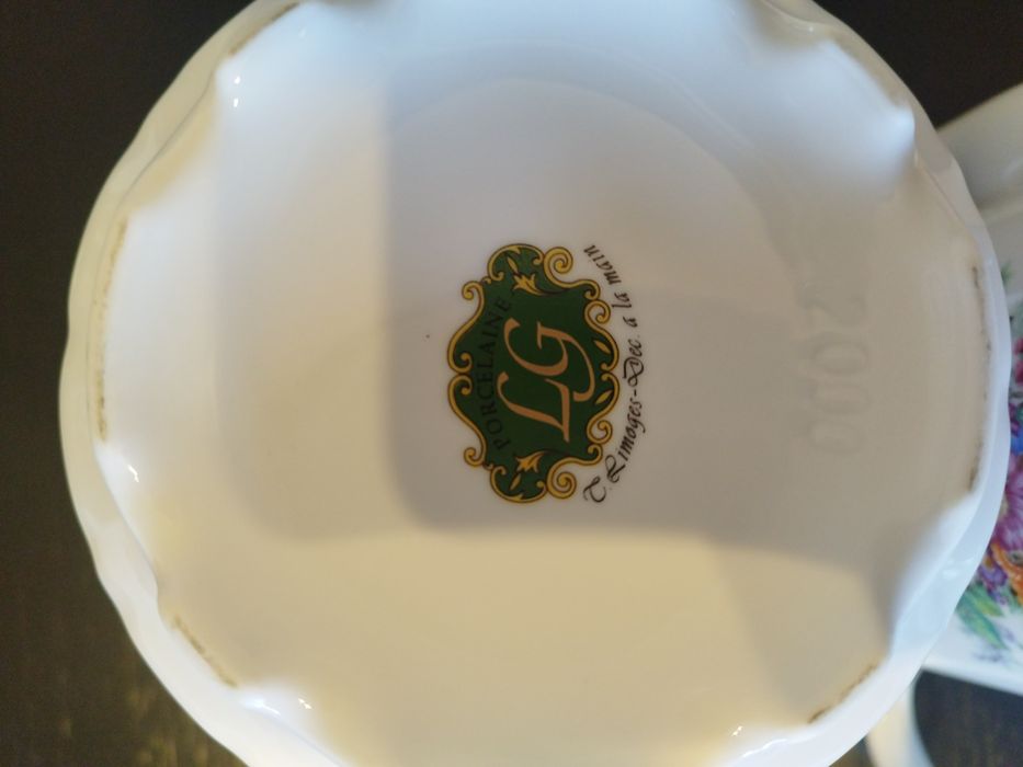 Cafeteira em Porcelana Limoges LG – França | Pintada à Mão