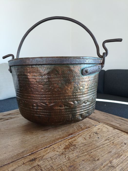 Donica miedziany mosiężny żeliwny kocioł vintage loft