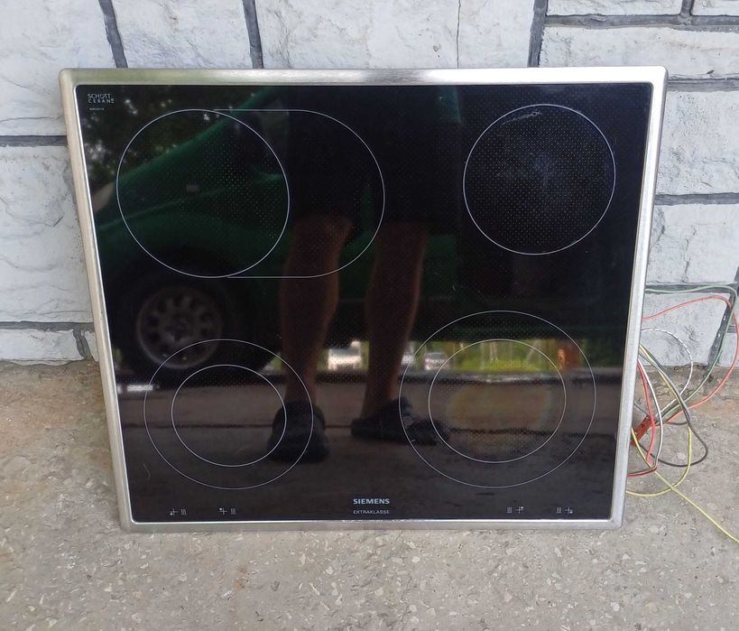 Вбудована електрична плита поверхня 60 см Сіменс Siemens вживана