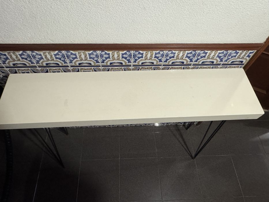 Mobiliário de corredor ou White Narrow Entrance Hallway , Mesa de consola, Branco, 80x25x110cm
