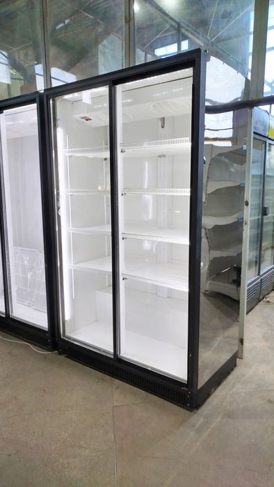 Витрина холодильная Производитель UBC GROUP. Extra Large Full Door.