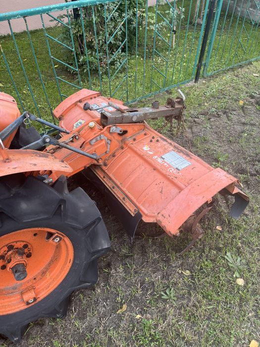 Kubota B7001 4x4 glebogryzarka zamiana na c-330