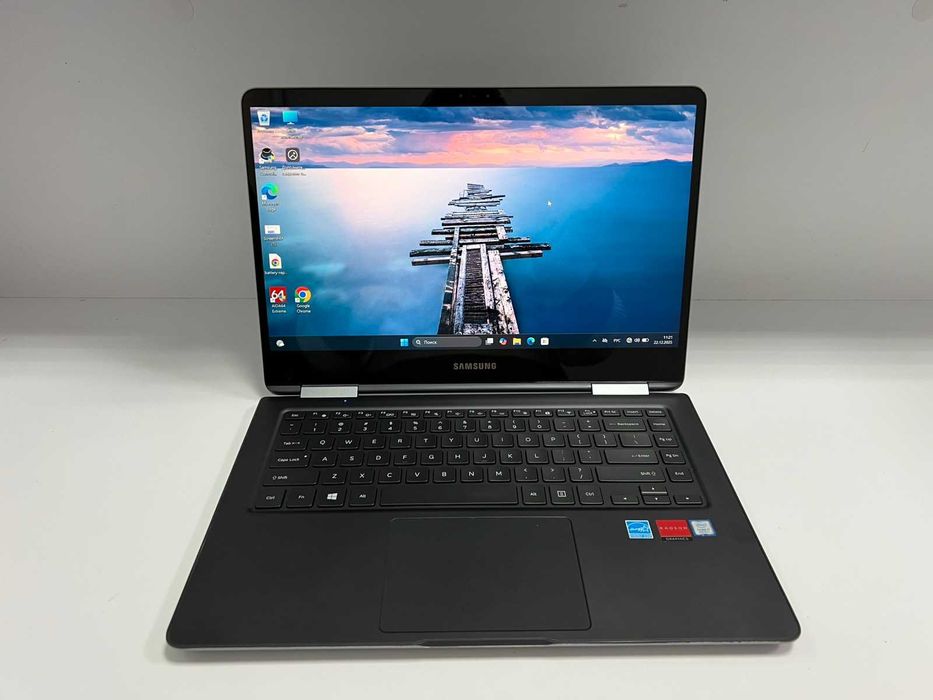 Ноутбук-трансформер Samsung NP940X5N  RAM 16 ГБ Radeon 2GB/SSD 256 ГБ