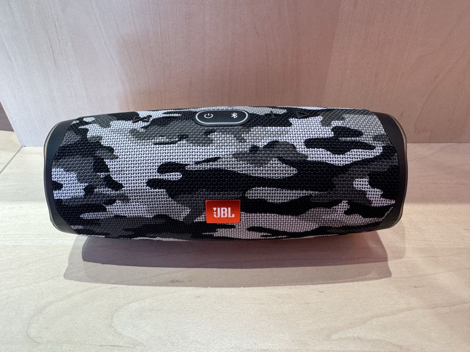 Колонка JB Charge 4