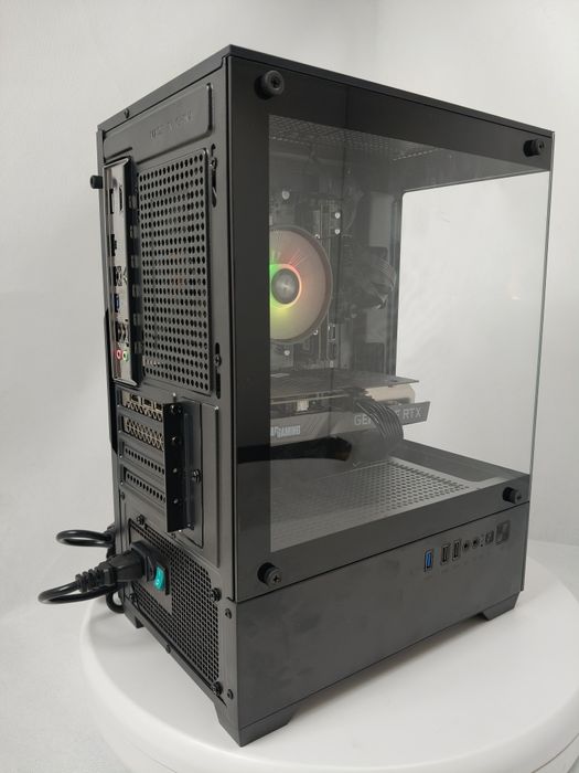 Komputer Gamingowy Ryzen 7 5700, RTX 3070, 32 GB,SSD,Win 11 Pro