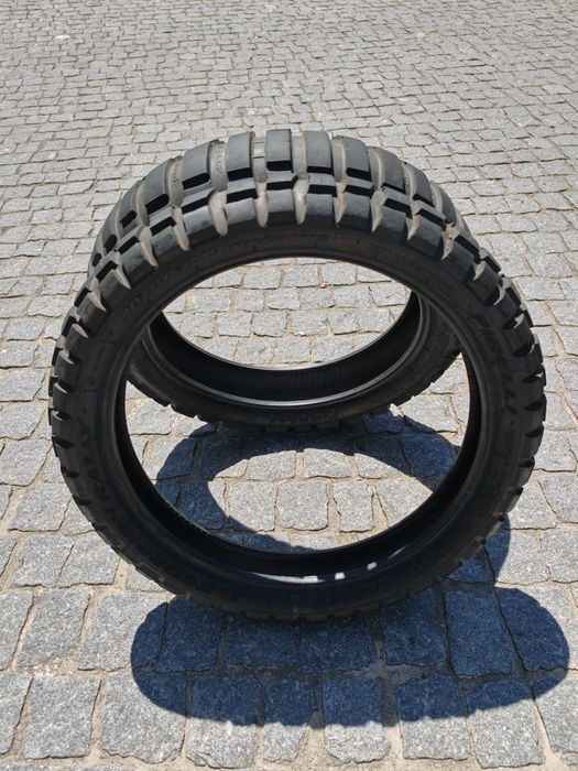 Pneus Pirelli moto usados