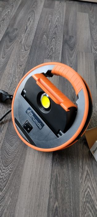 Reflektor lampa LED Grunda