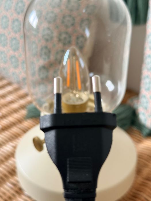 Conjunto de 2 candeeiros IKEA TÄRNABY com cúpula de vidro