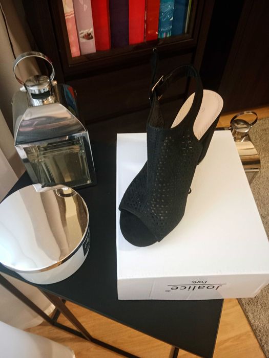 Buty na obcasie rozm.37
