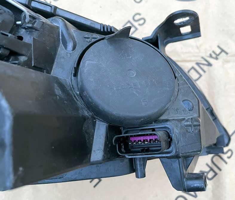 otica frontal ESQ renault megane III . fase 1 + 2