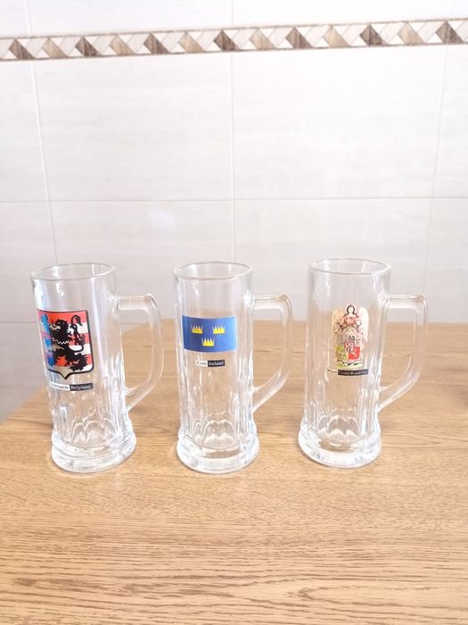 Canecas de cerveja novas