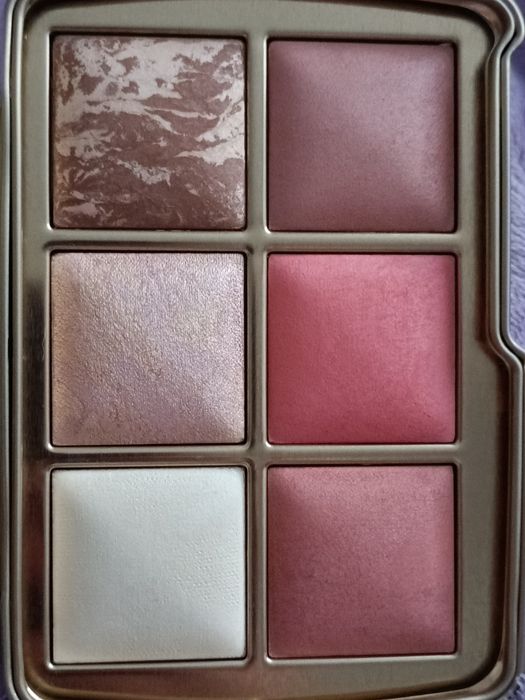 Paleta hourglass