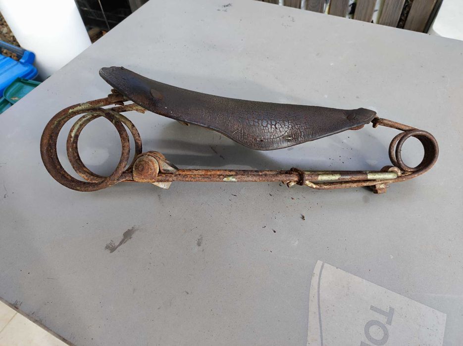 Selim de molas Tabor