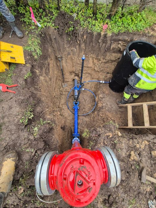 Przyłącza wod-can usługi koparko-ladowarka,minikoparka 2t , koparka 8t