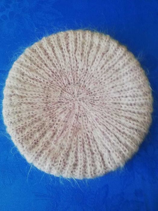 Fioletowy beret damski, czapka