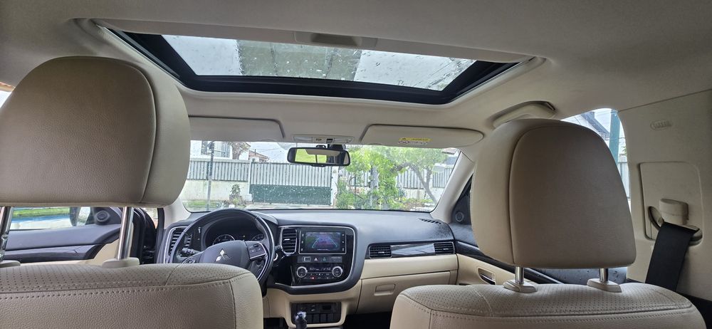 MITSUBISHI  Outlander 2019
