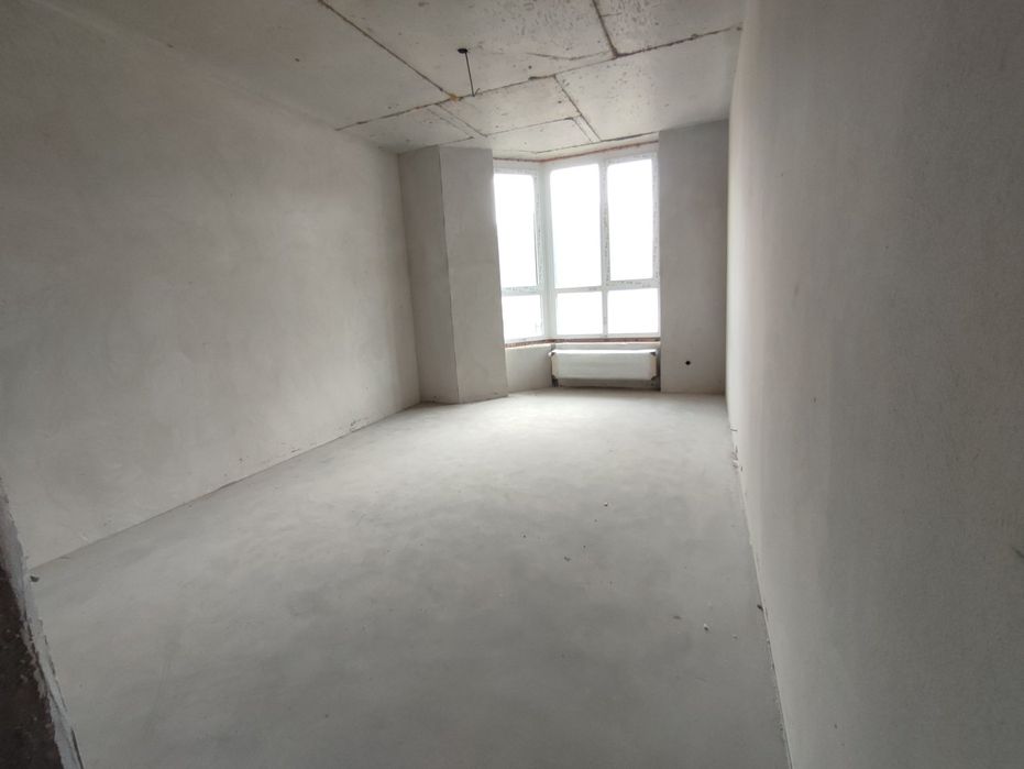 Продаю 3-кімнатну квартиру в Новосілках