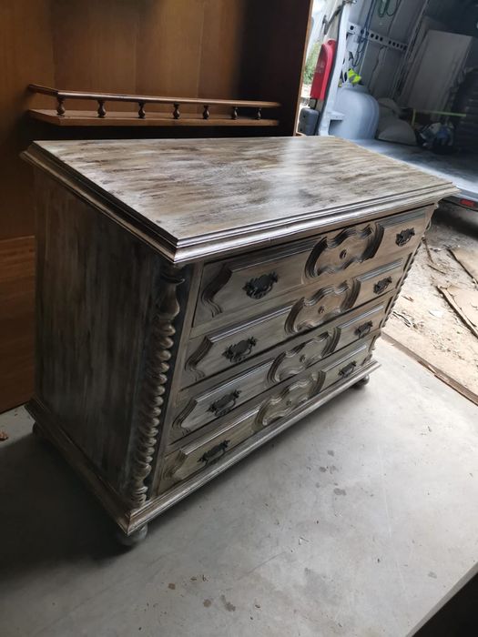 Cómoda com novo visual