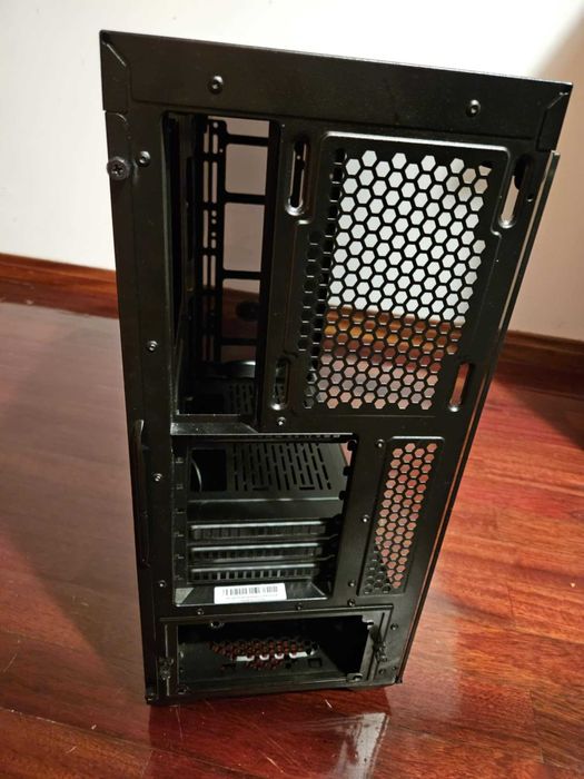 Cooler Master MasterBox 600 – ATX Case Without Front Fans64740799606274123