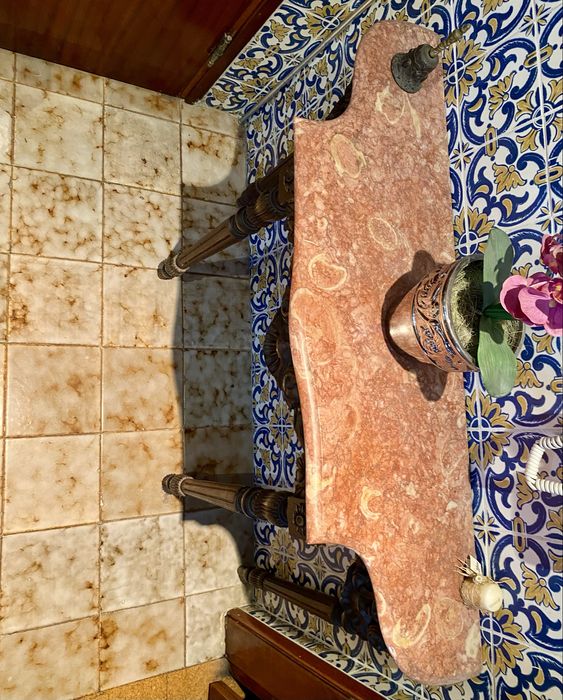 Aparador Vintage com Mármore Rosa