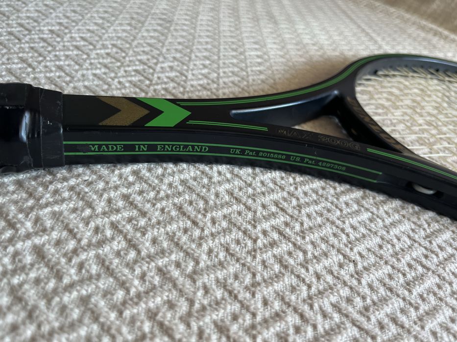 Raquete Dunlop Max 200G