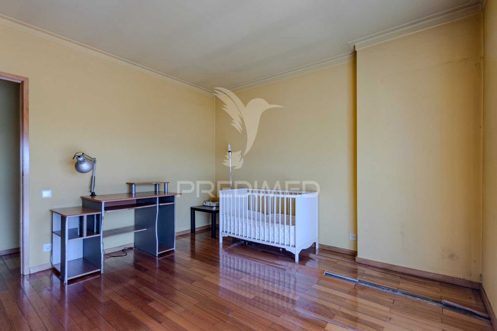 Apartamento T3 com ótima localização em Felgueiras