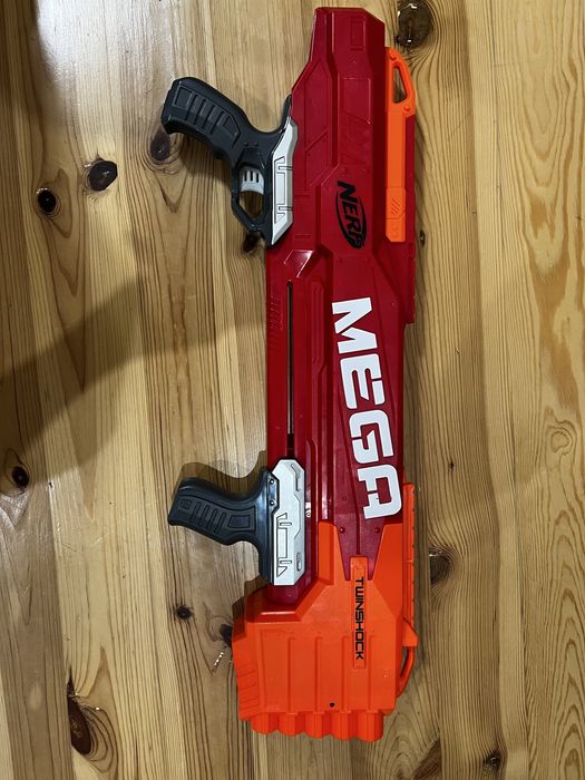 Nerf бластери