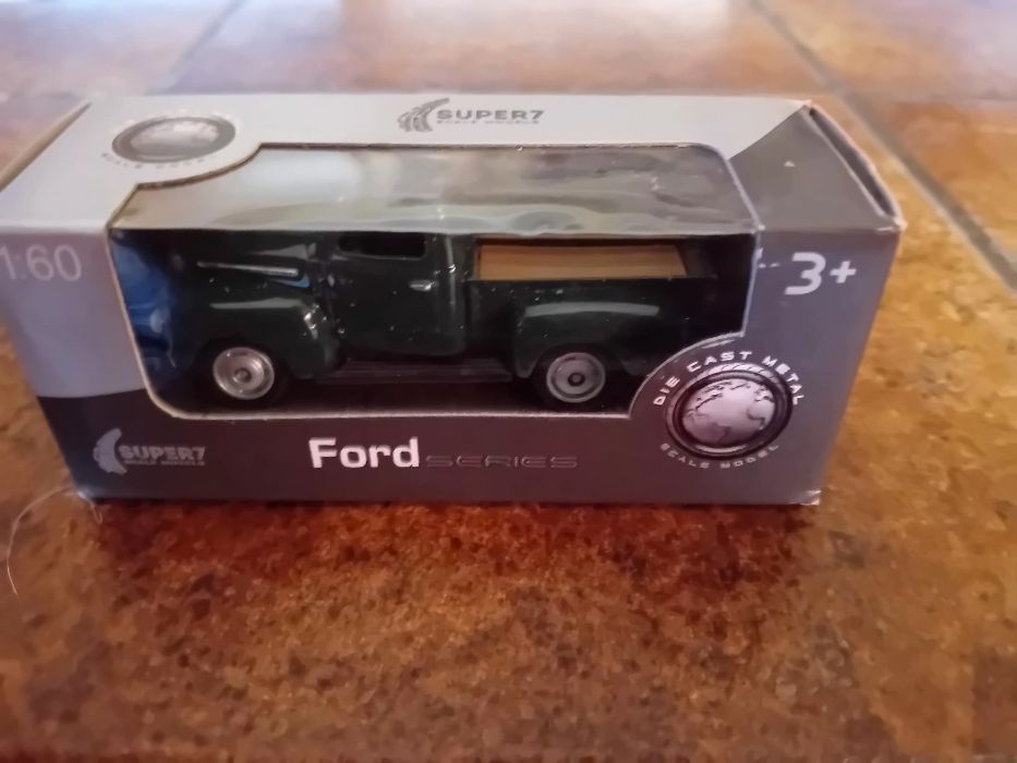 Miniaturas carrinhas ford + chevrolet + hummer + land rover
